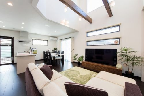 250家族の知恵袋で1.5倍の幸せをお約束するトモニ（共に）ハウス